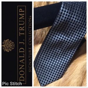 Donald Trump Signature Neck Tie - Diamond NWOT